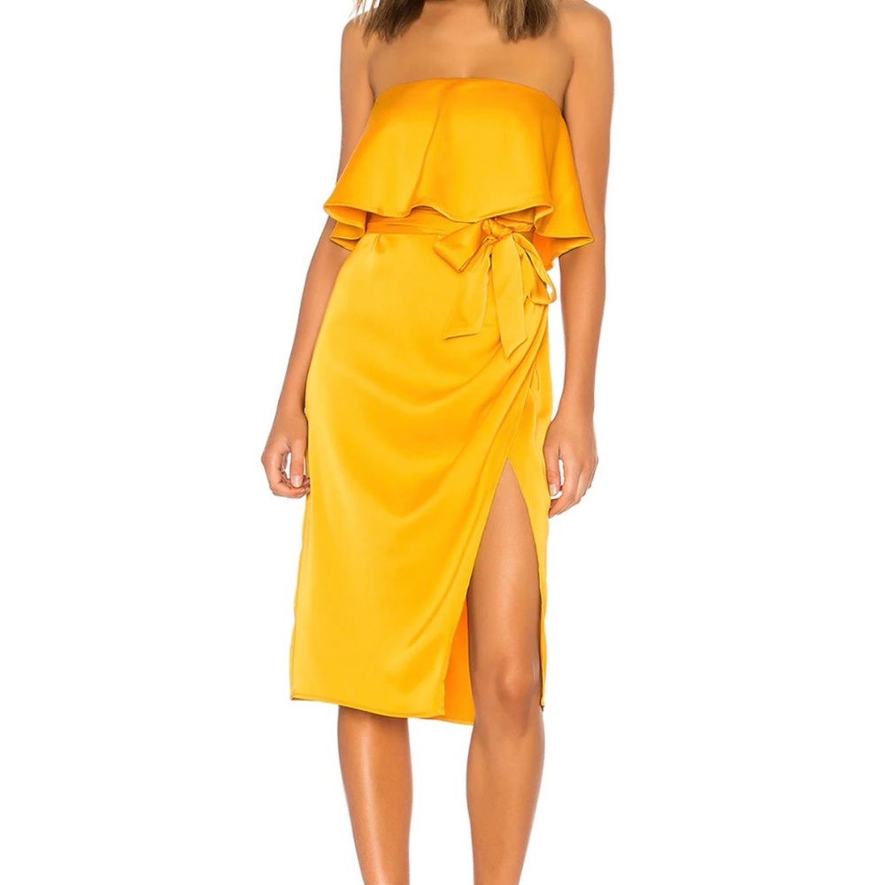 NWOT Lovers + Friends Yellow Dress
